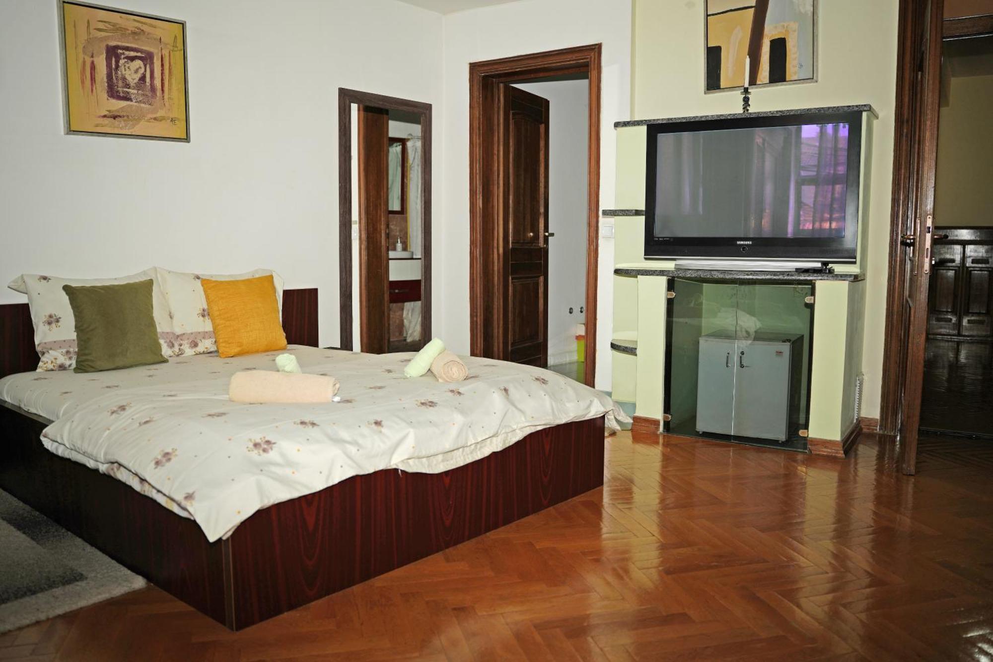 Urban Boutique Hotel Pristina Room photo