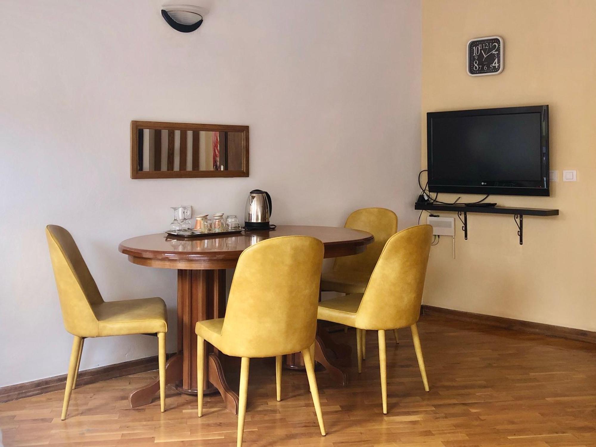 Urban Boutique Hotel Pristina Room photo
