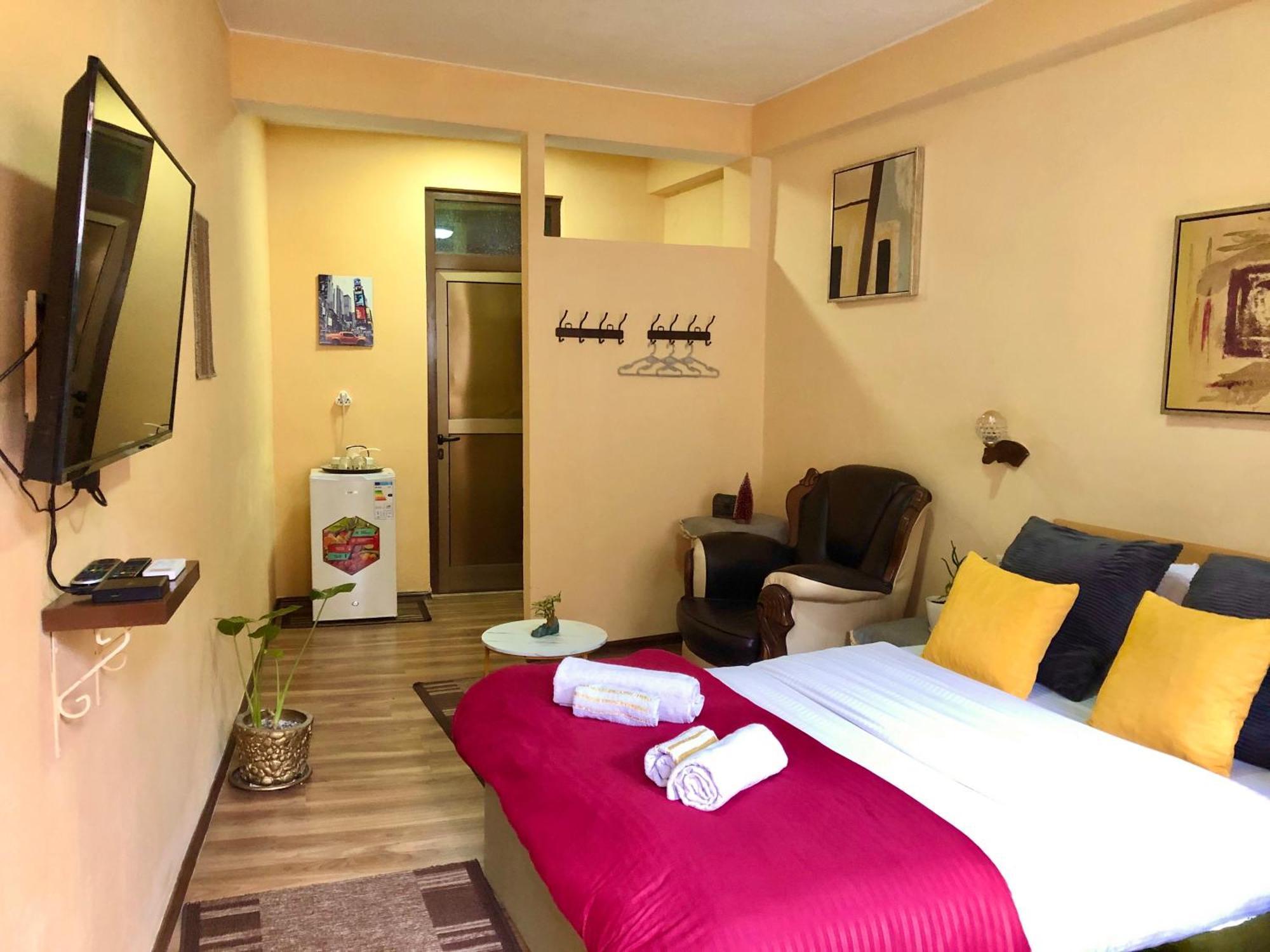 Urban Boutique Hotel Pristina Room photo